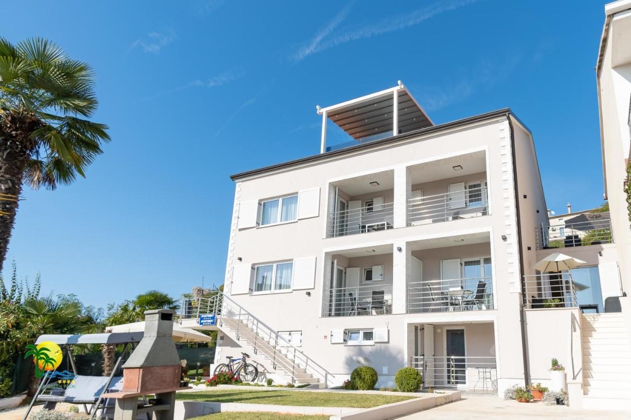 Villa Green Palm Vrsar Extérieur photo