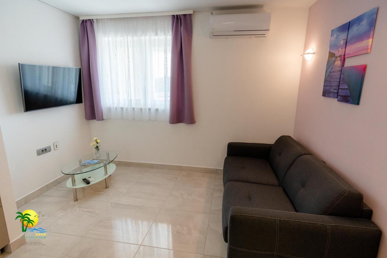 Villa Green Palm Vrsar Extérieur photo