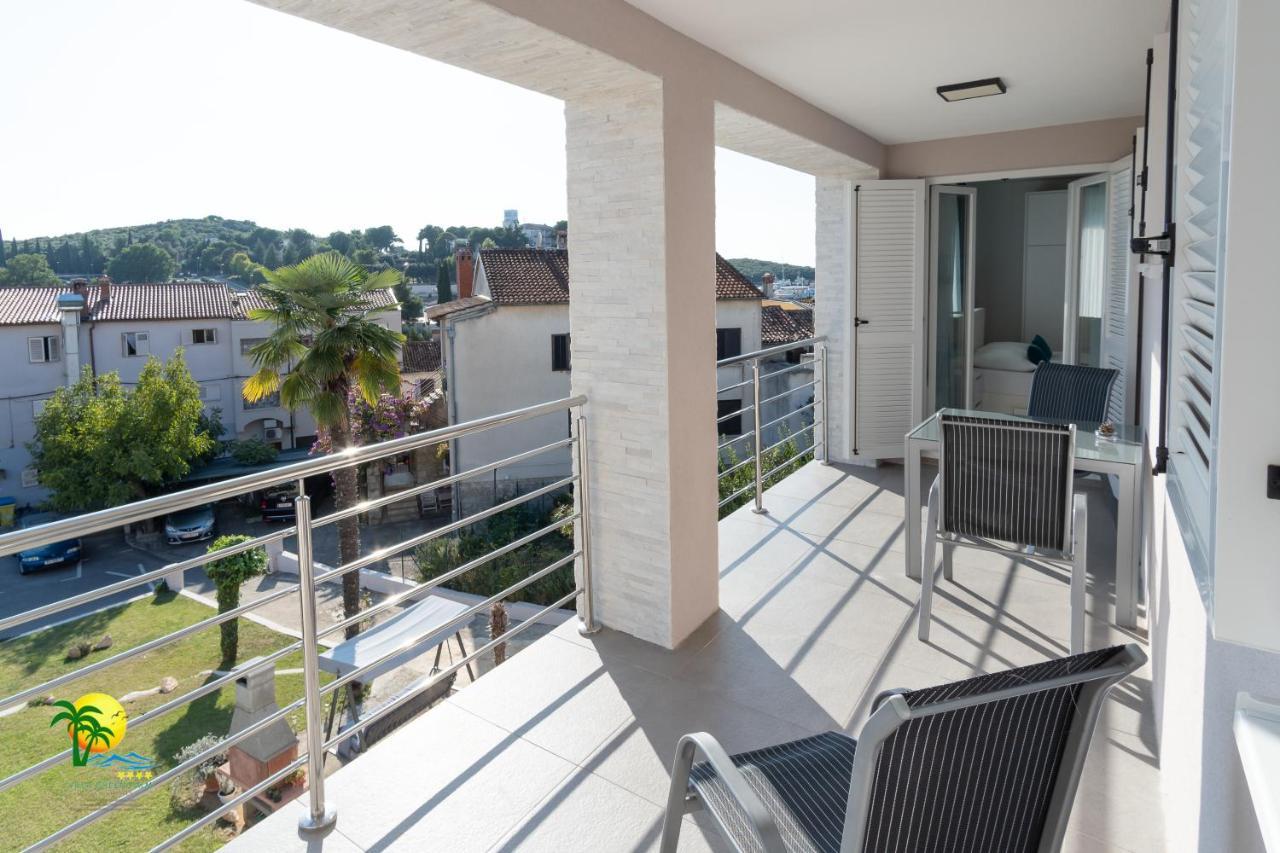 Villa Green Palm Vrsar Extérieur photo