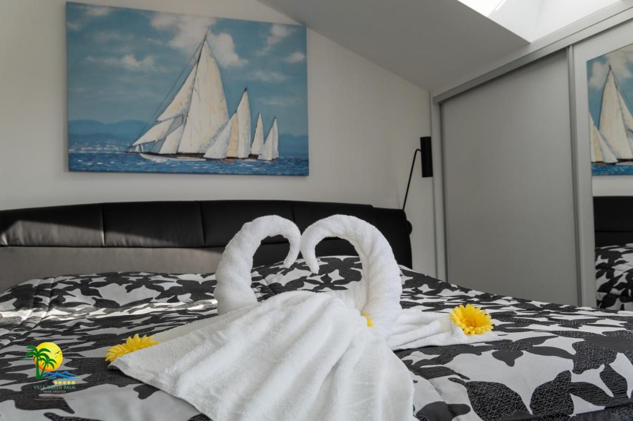 Villa Green Palm Vrsar Extérieur photo