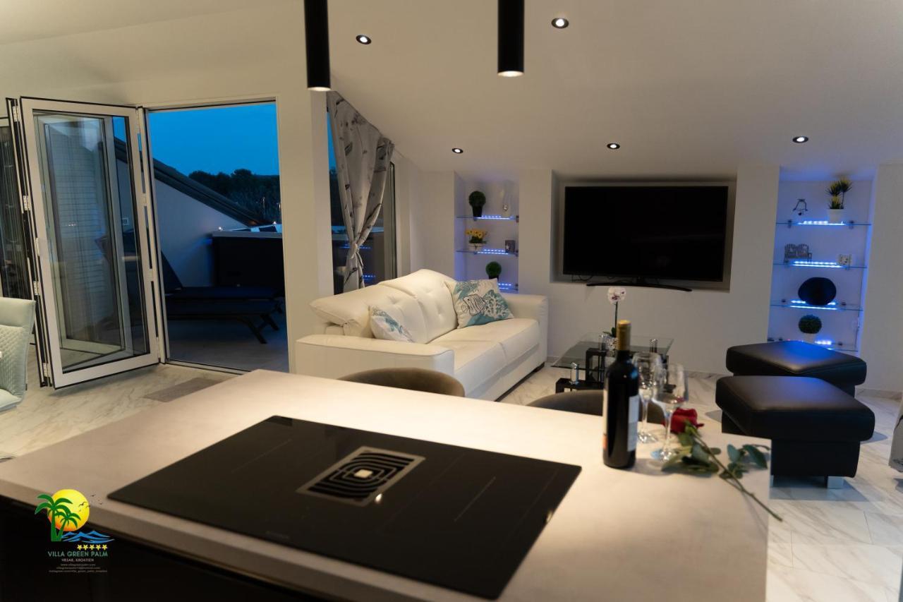Villa Green Palm Vrsar Extérieur photo