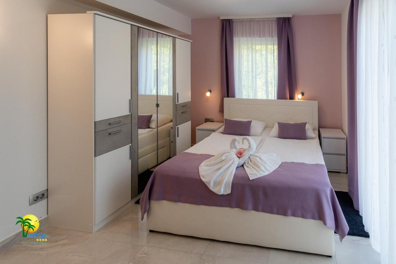 Villa Green Palm Vrsar Extérieur photo